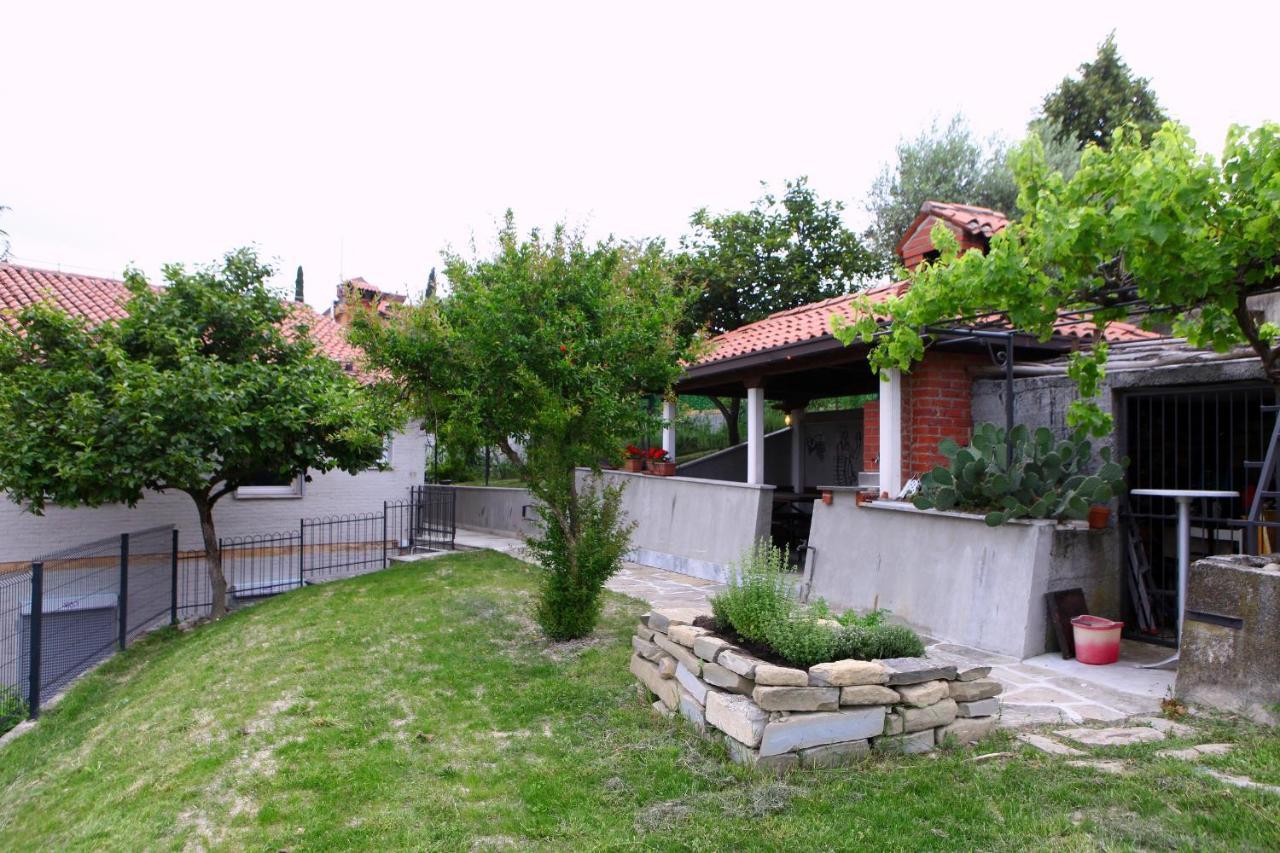 Villa Uma Изола Экстерьер фото